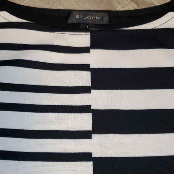 EUC St. John Black & White 3/4 Sleeve Shirt - Picture 6 of 6